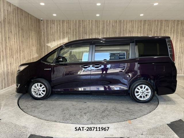 Toyota NOAH HYBRID 2018-02 280701-7