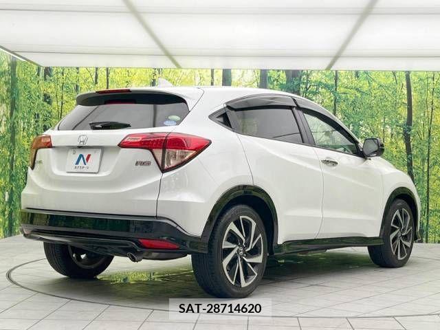 Honda VEZEL 2017-12 369921-17
