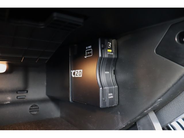 Mercedes Benz A-CLASS 2018-01 187230-10