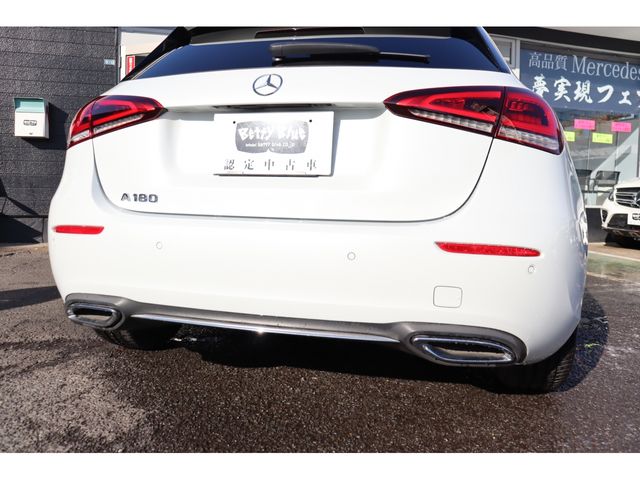 Mercedes Benz A-CLASS 2018-01 187230-18