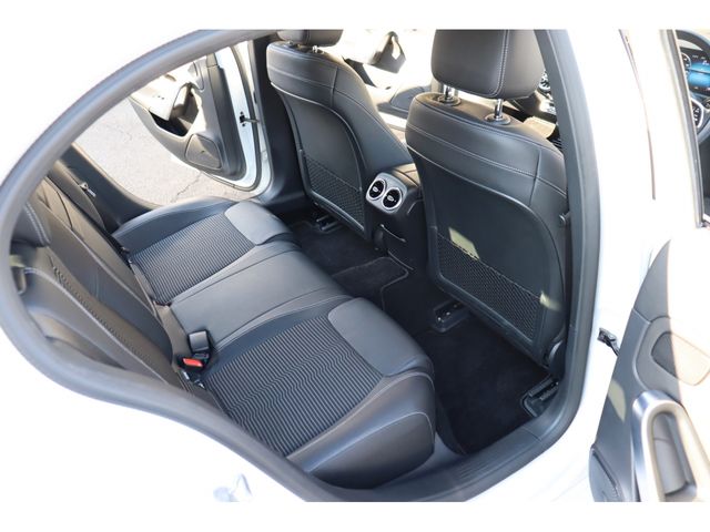 Mercedes Benz A-CLASS 2018-01 187230-3