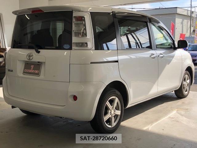 Toyota SIENTA 2013-06 340656-2