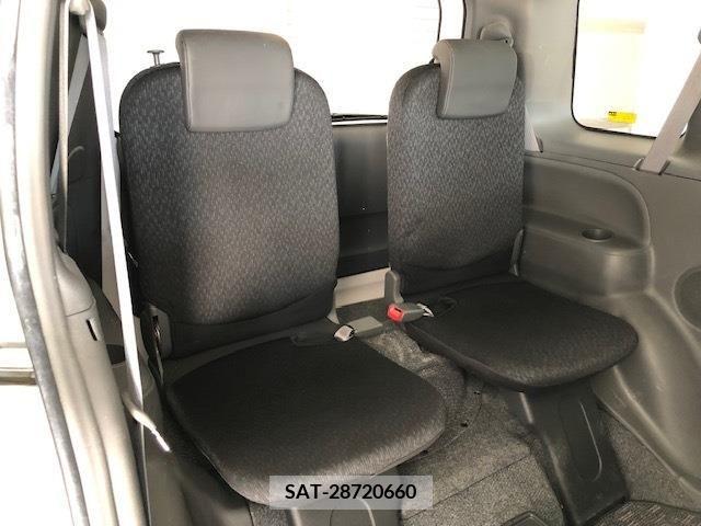 Toyota SIENTA 2013-06 340656-22