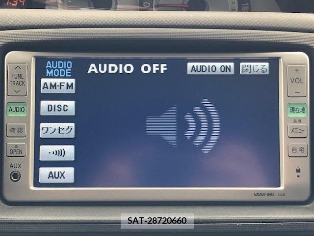 Toyota SIENTA 2013-06 340656-11