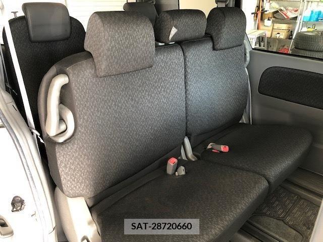 Toyota SIENTA 2013-06 340656-21