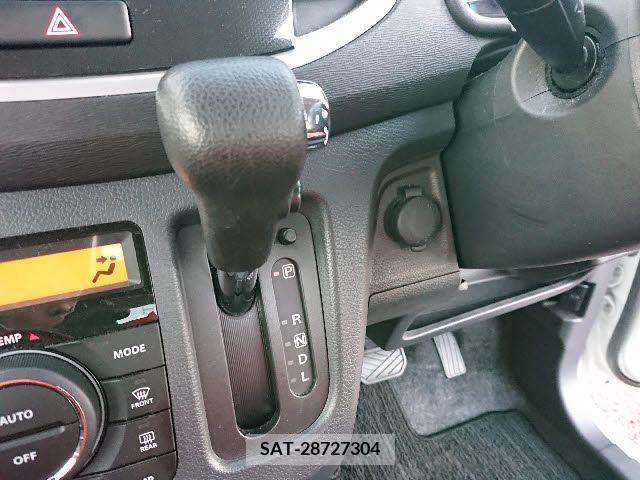 Suzuki WAGON R 2015-03 208326-24