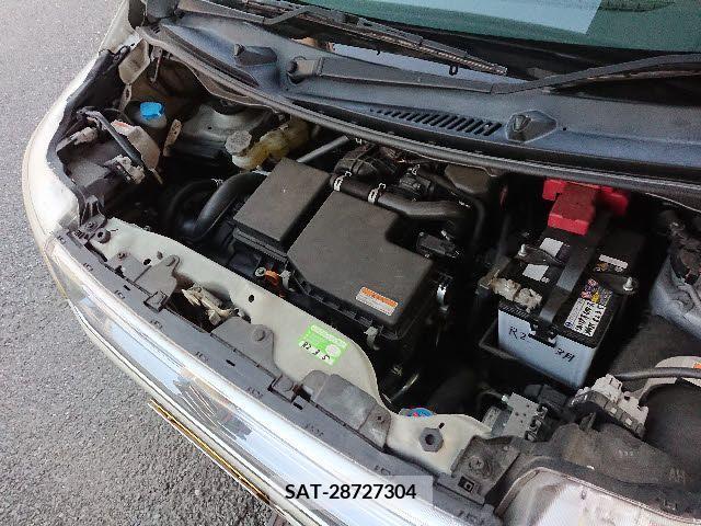 Suzuki WAGON R 2015-03 208326-27