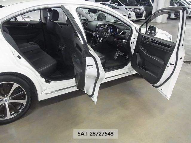 Subaru LEGACY B4 2017-04 216636-10