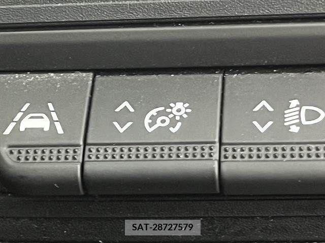 Renault CAPTUR 2021-05 382212-11