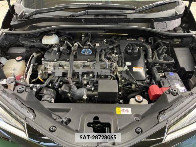 Toyota C-HR 2018-11 377572-18