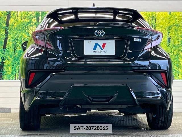Toyota C-HR 2018-11 377572-15