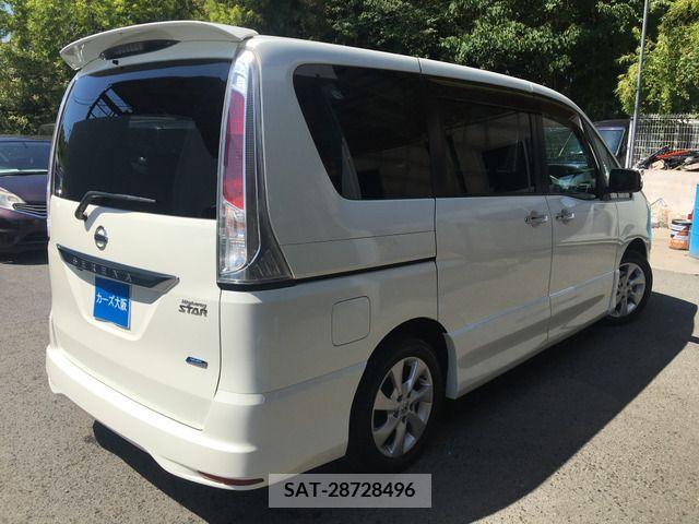 Nissan SERENA 2011-09 393868-2
