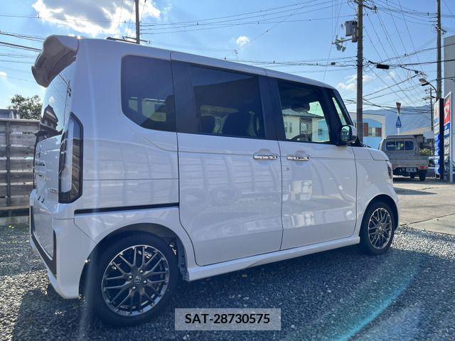 Honda N BOX CUSTOM 2023-10 202006-9