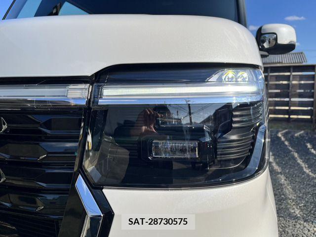 Honda N BOX CUSTOM 2023-10 202006-13