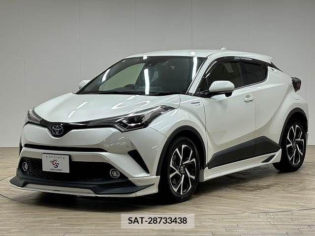 Toyota C-HR 2018-10 357852-14