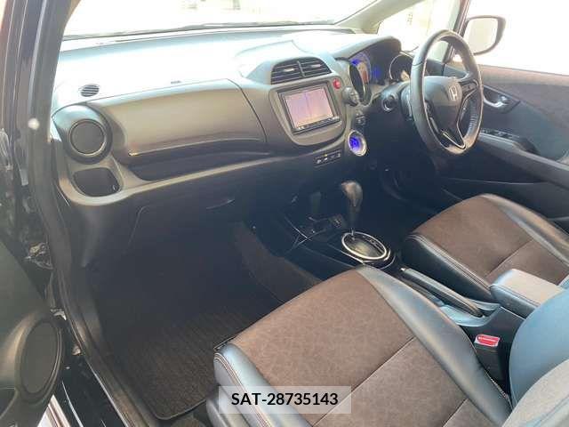 Honda FIT SHUTTLE HYBRID 2013-09 380689-4
