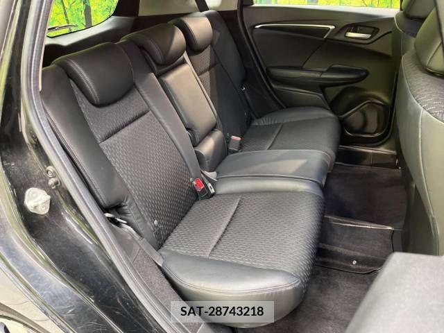 Honda FIT 2013-11 257056-9