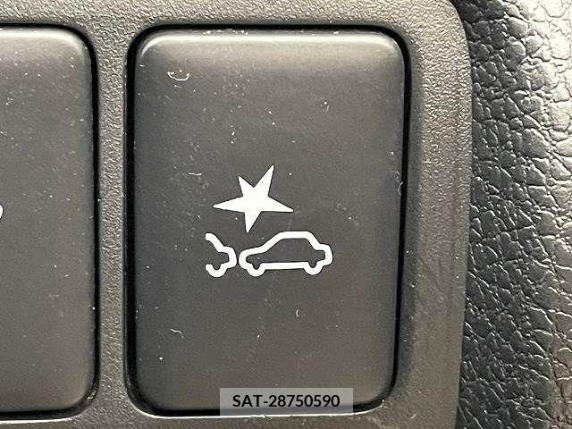 Mitsubishi ECLIPSE CROSS 2018-09 303765-5