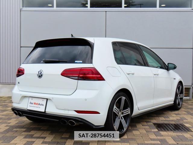 VolksWagen GOLF R 2017-08 337062-5