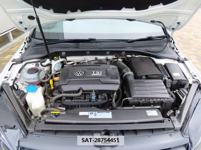 VolksWagen GOLF R 2017-08 337062-2