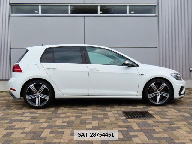 VolksWagen GOLF R 2017-08 337062-4