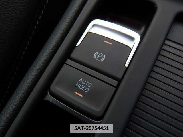 VolksWagen GOLF R 2017-08 337062-19