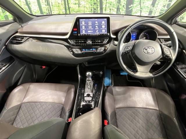 Toyota C-HR 2018-03 183370-1