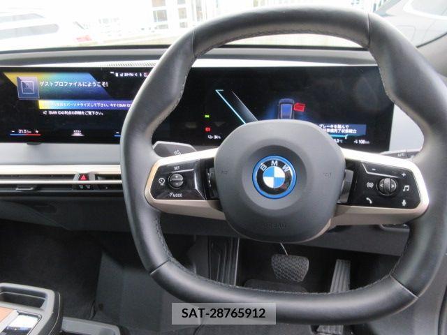 Bmw IX 2023-06 207130-19