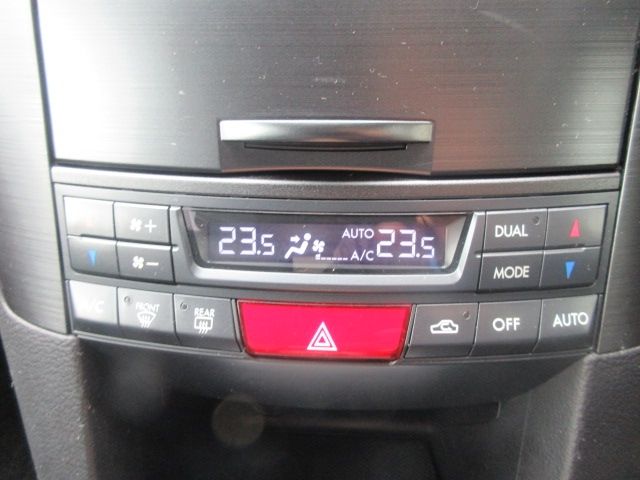 Subaru LEGACY 2012-10 194849-14
