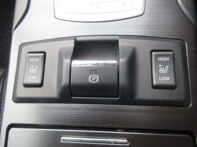 Subaru LEGACY 2012-10 194849-16
