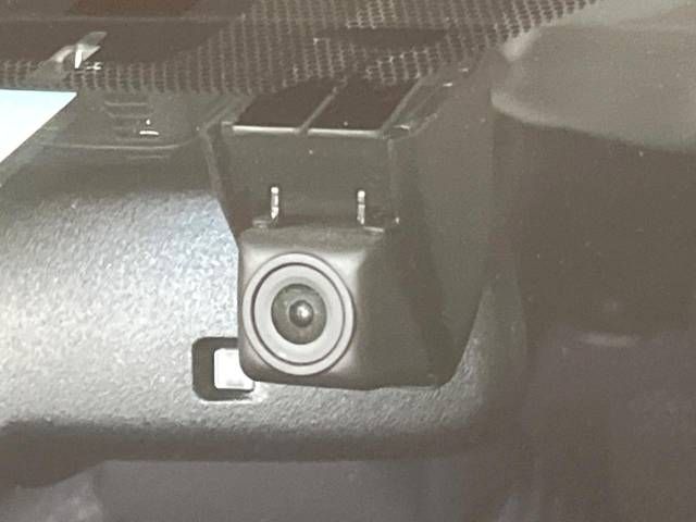Toyota PRIUS 2018-10 27827-7