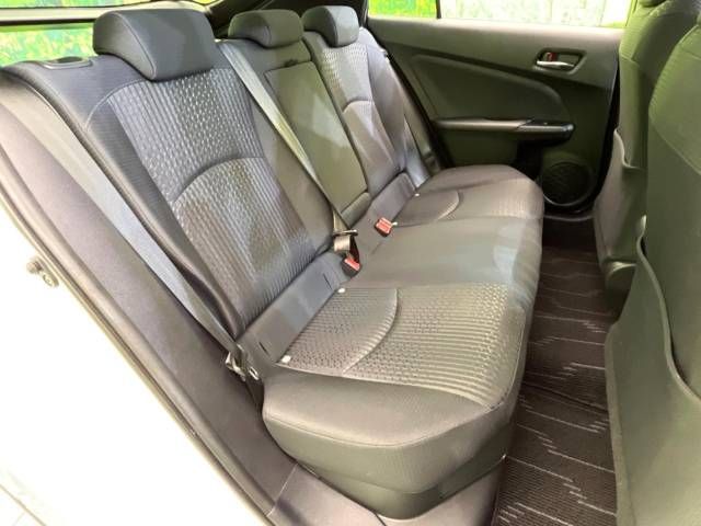 Toyota PRIUS 2018-10 27827-9