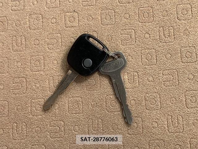 Nissan MOCO 2007-10 221145-23
