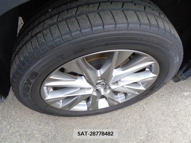 Mazda CX-8 2021-02 251072-6