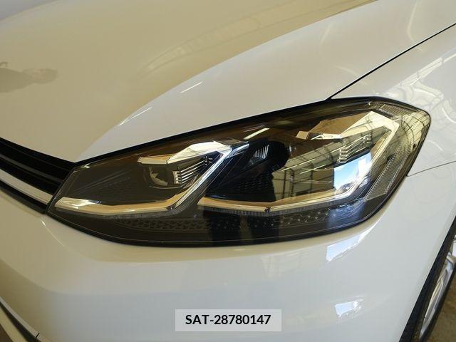 VolksWagen GOLF 2019-06 320303-6