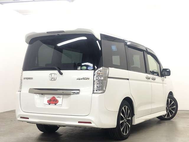 Honda e 2012-12 9231-2