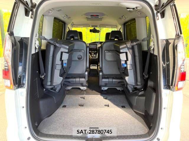 Nissan SERENA 2019-05 325021-11