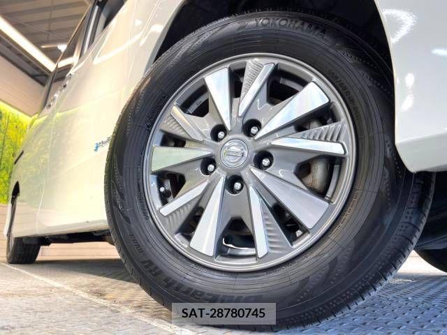 Nissan SERENA 2019-05 325021-14