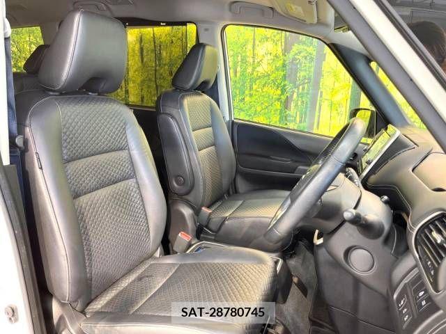 Nissan SERENA 2019-05 325021-8