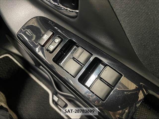 Toyota VITZ 2019-03 211901-15