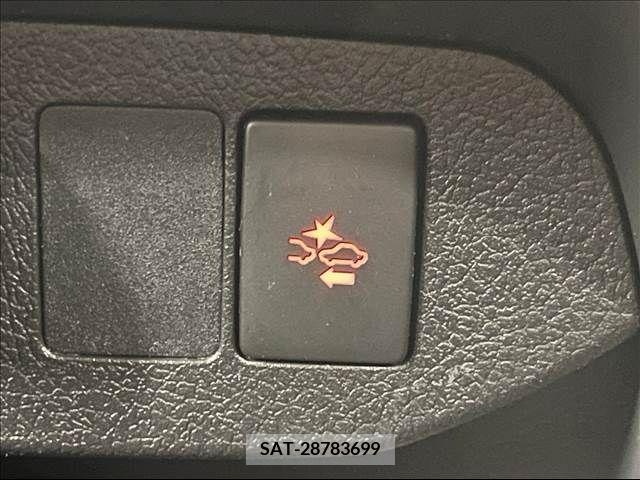 Toyota VITZ 2019-03 211901-5