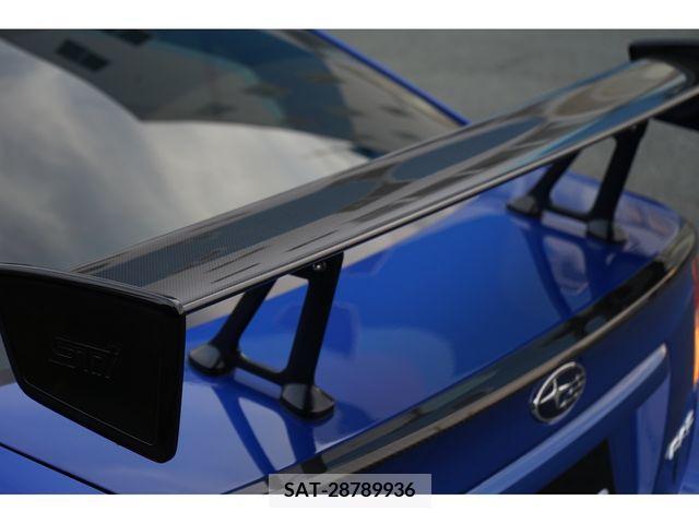 Subaru WRX STI 2018-10 244877-9