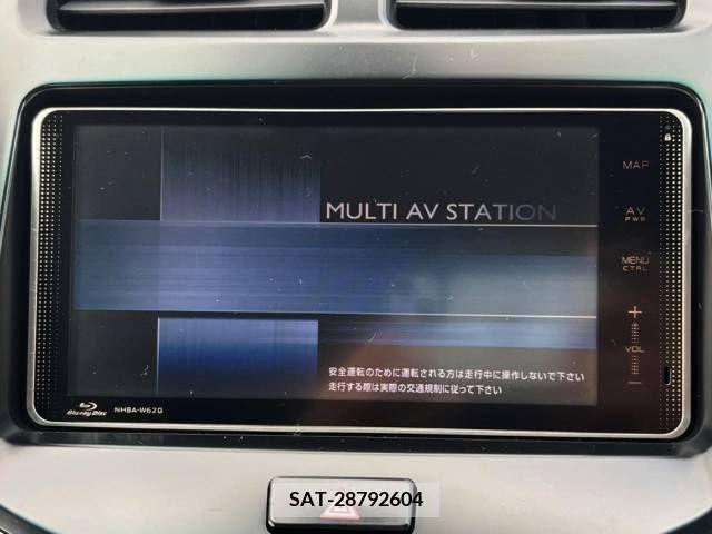Toyota SAI 2013-08 256117-2