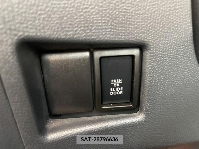 Nissan ROOX 2011-08 354708-16