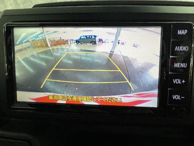 Toyota Pixis Mega 2019-04 180792-10