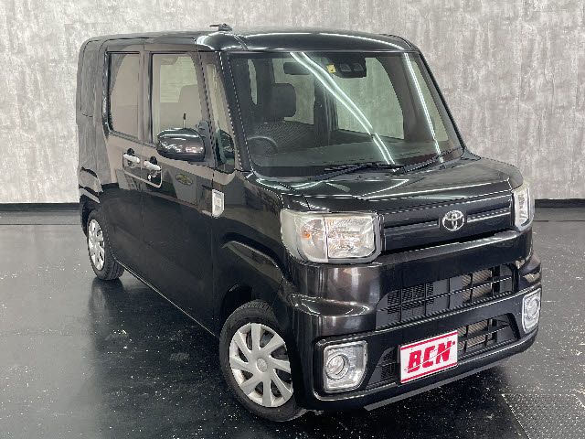 Toyota Pixis Mega 2019-04 180792-6