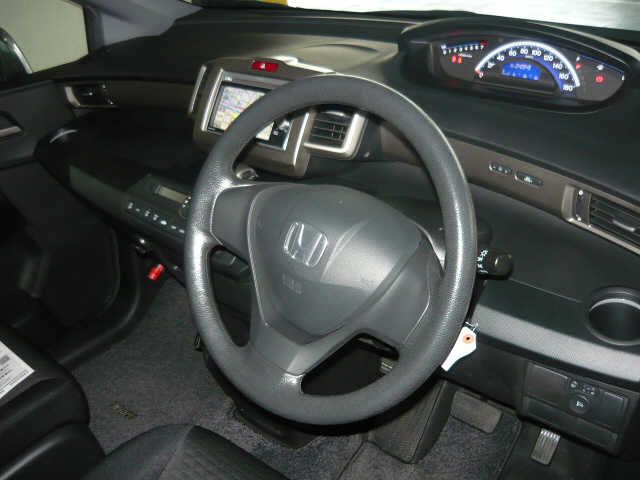 Honda FREED SPIKE 2011-08 194470-1