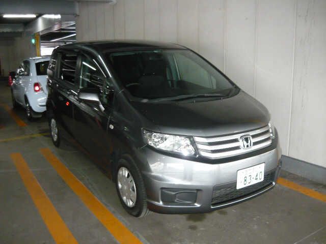 Honda FREED SPIKE 2011-08 194470-0