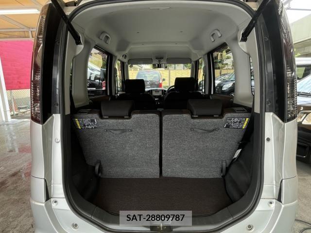 Nissan ROOX 2010-02 388519-23