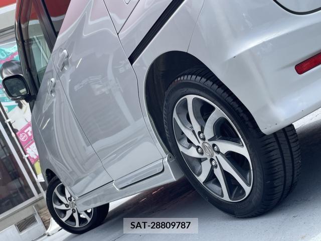 Nissan ROOX 2010-02 388519-10